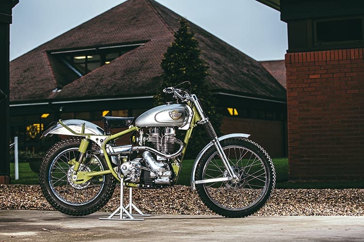 https://www.classicmotorcycle.co.uk/wp-content/uploads/sites/17/2018/04/062-Royal-Enfield-1.jpg